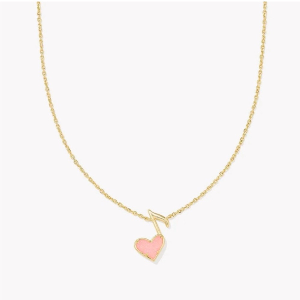 Gold Heart Pendant Necklace